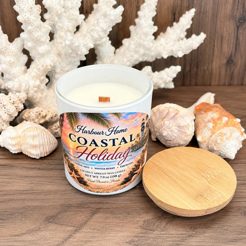 Coastal Holiday Candle – Winter Berry, Firewood & Coastal Mist | 7 oz Harbour Home Gifts